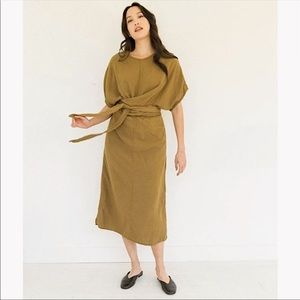 SUUNDAY Dolman Dress in Tapenade Wrap Midi Oversized Casual Boho Chic M